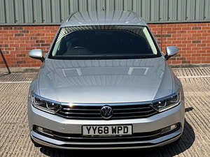 Volkswagen Passat thumbnail
