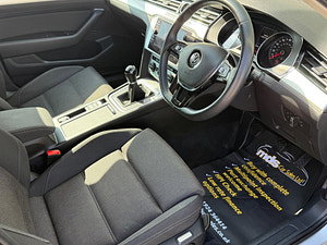 Volkswagen Passat thumbnail