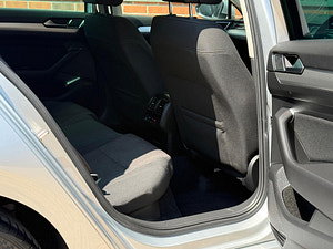Volkswagen Passat thumbnail