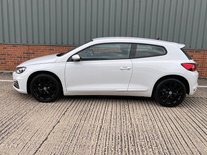 Volkswagen Scirocco thumbnail