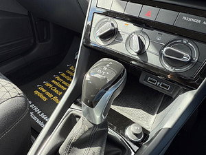 Volkswagen T-Cross thumbnail