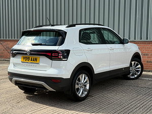 Volkswagen T-Cross thumbnail