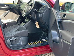 Volkswagen Tiguan thumbnail