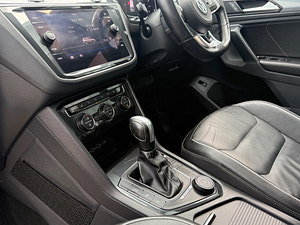 Volkswagen Tiguan thumbnail