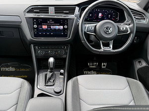 Volkswagen Tiguan thumbnail