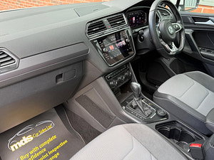 Volkswagen Tiguan thumbnail