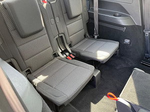 Volkswagen Touran thumbnail