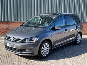 Volkswagen Touran thumbnail