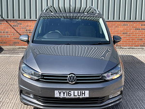 Volkswagen Touran thumbnail