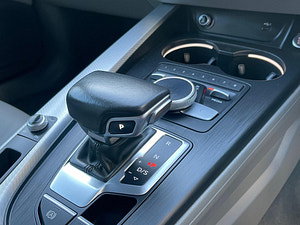 Audi A4 Avant thumbnail