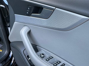 Audi A4 Avant thumbnail