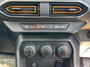 Dacia Sandero Stepway thumbnail