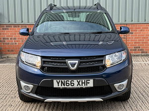 Dacia Sandero Stepway thumbnail