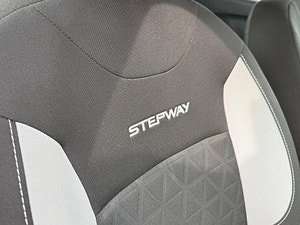 Dacia Sandero Stepway thumbnail