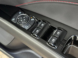 Ford Mondeo thumbnail
