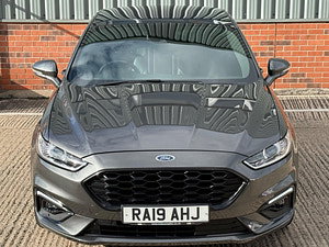 Ford Mondeo thumbnail
