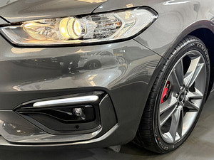 Ford Mondeo thumbnail