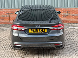 Ford Mondeo thumbnail