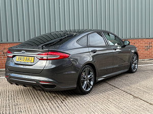 Ford Mondeo thumbnail