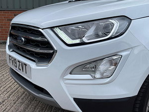 Ford EcoSport thumbnail