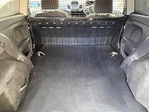 Ford Fiesta Van thumbnail