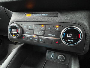 Ford Focus thumbnail