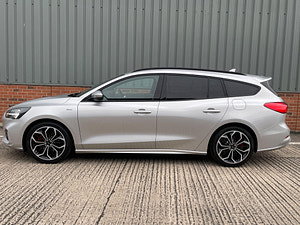 Ford Focus thumbnail