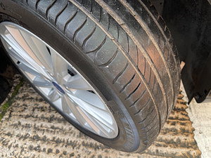 Ford Focus thumbnail