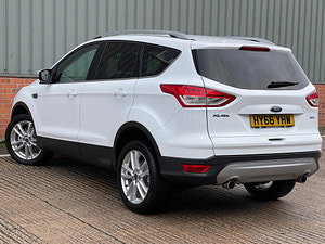 Ford Kuga thumbnail