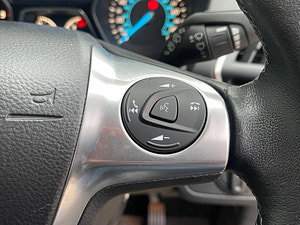 Ford Kuga thumbnail