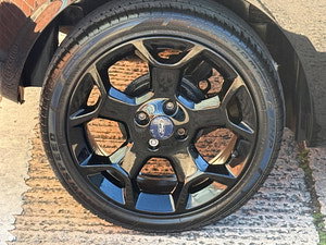 Ford Ka thumbnail