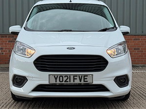Ford Transit Courier thumbnail