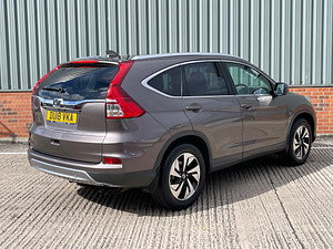 Honda CR-V thumbnail