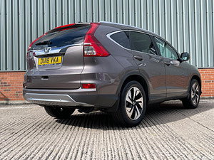 Honda CR-V thumbnail