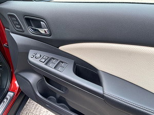 Honda CR-V thumbnail