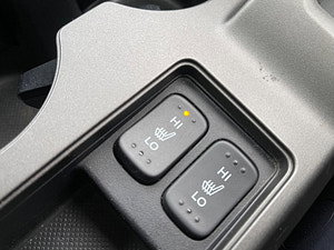 Honda CR-V thumbnail