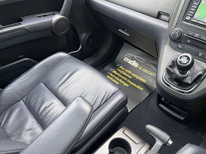 Honda CR-V thumbnail