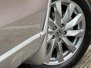 Honda CR-V thumbnail