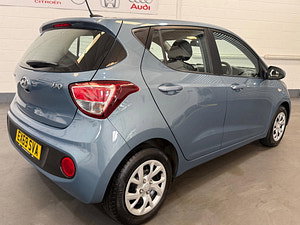 Hyundai I10 thumbnail