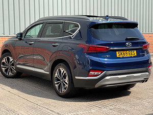 Hyundai Santa Fe thumbnail