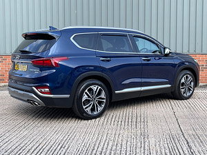 Hyundai Santa Fe thumbnail