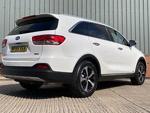 Kia Sorento thumbnail