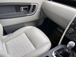 Land Rover Discovery Sport thumbnail