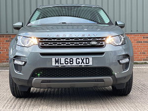 Land Rover Discovery Sport thumbnail