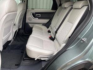Land Rover Discovery Sport thumbnail
