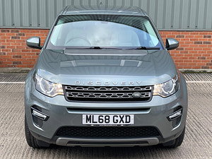 Land Rover Discovery Sport thumbnail