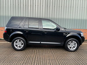 Land Rover Freelander 2 thumbnail