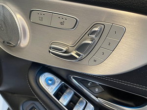 Mercedes-Benz C Class thumbnail