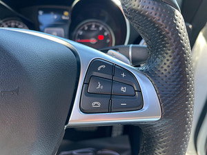 Mercedes-Benz C Class thumbnail