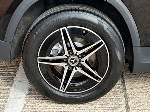 Mercedes-Benz EQA thumbnail